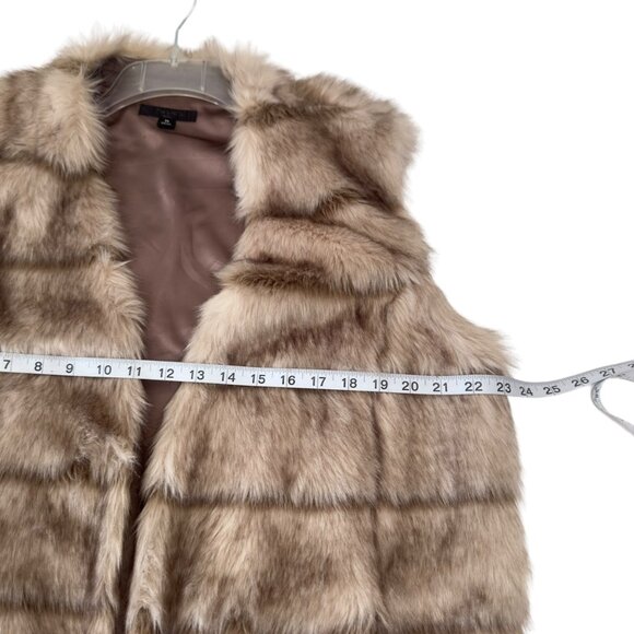 Tahari ASL Faux Fur Vest Beige Women SZ Medium -Open Front - Picture 7 of 11